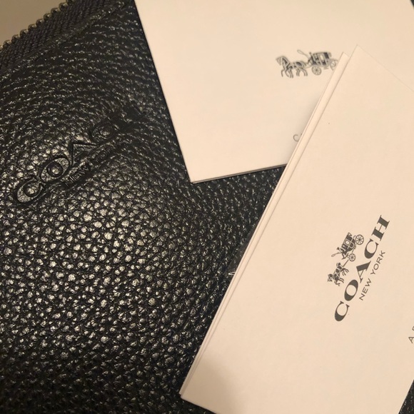 Coach Handbags - 🌟Never carried🌟Stunning Coach Portfolio Bag🌟